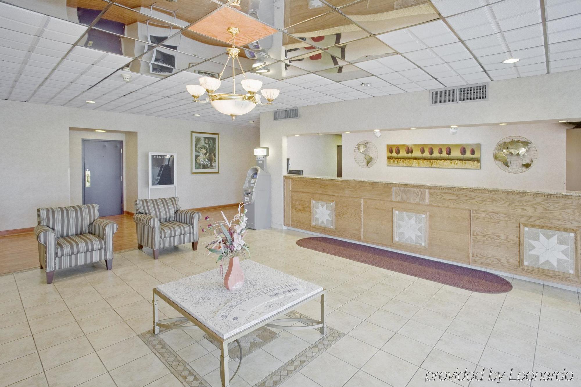 Americas Best Value Inn-Saginaw South Интерьер фото